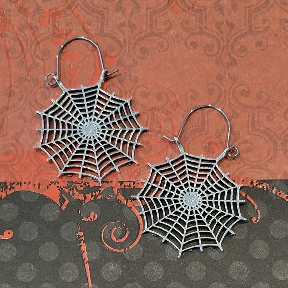 None Jewelry - Spider Web Earrings